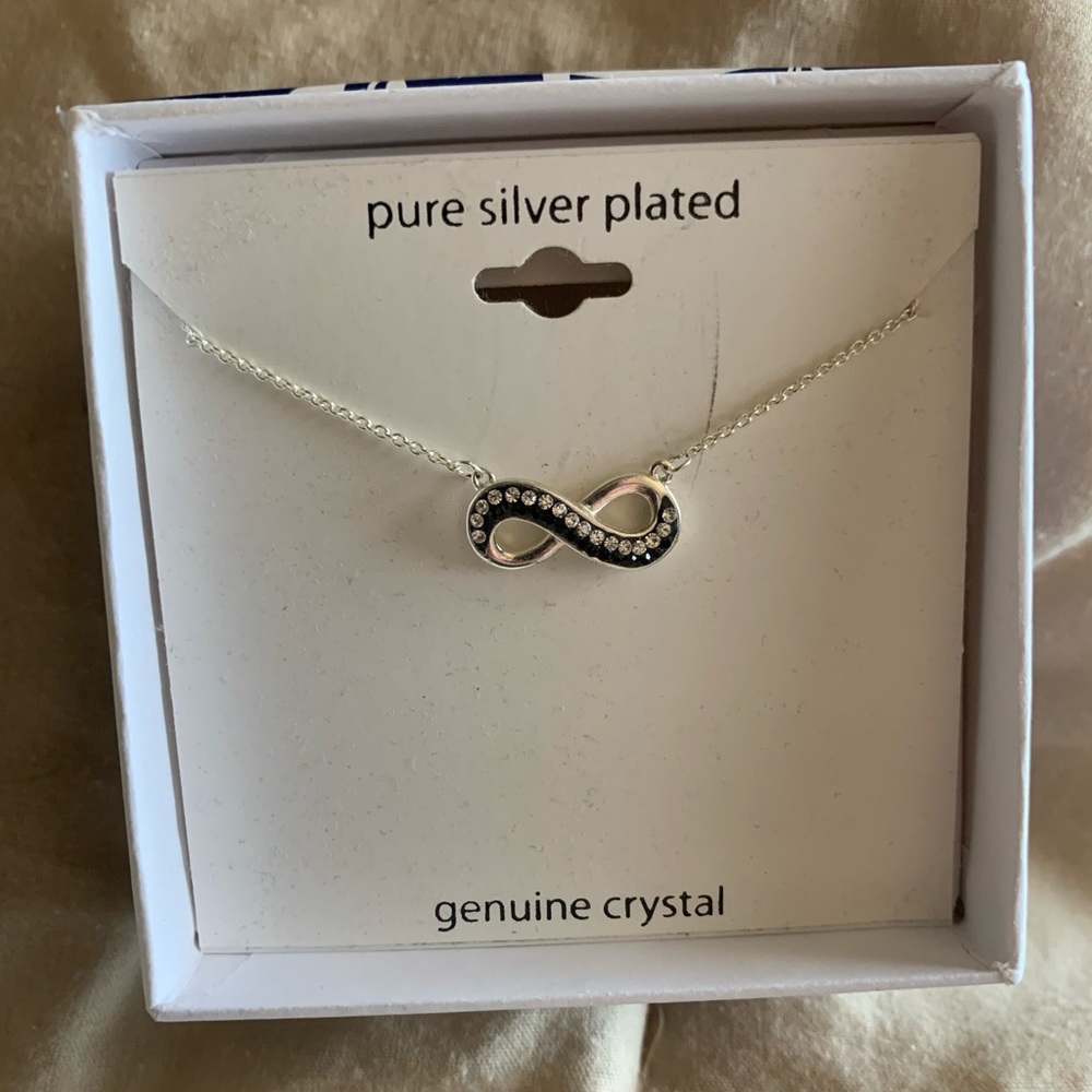 Silver plated infinity necklace
